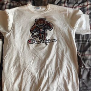 White champion T-shirt